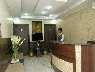 Oyo Premium Cyber Park Otel Gurgaon Dış mekan fotoğraf